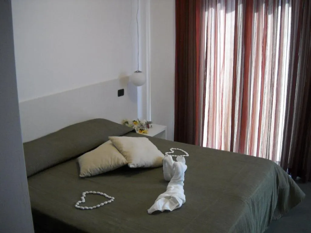 Le Formiche Bed & Breakfast Milazzo 3*,